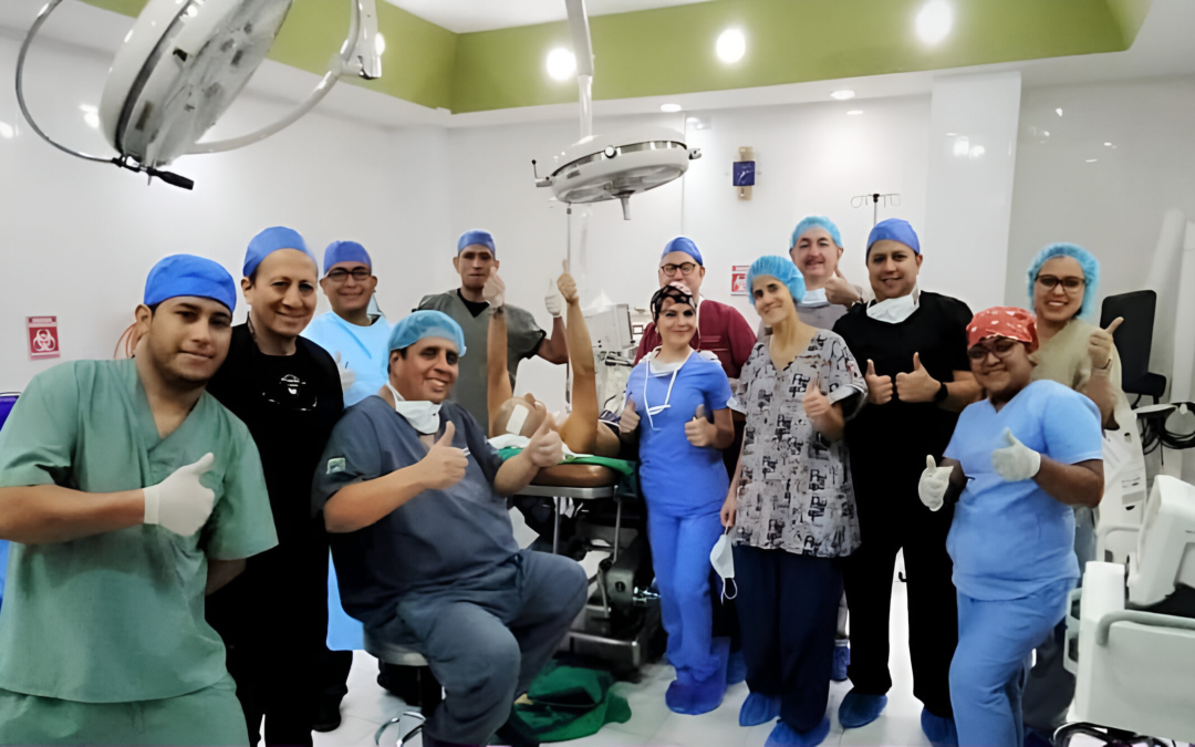 Mas de 30 Profesionales – 1 Misión